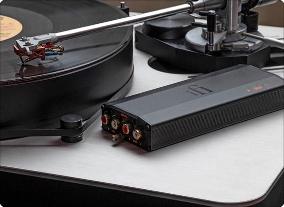 iPhono3 Black Label - cecha 1